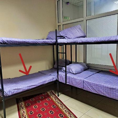 Fox Park Hostel Алма Ата Екстериор снимка